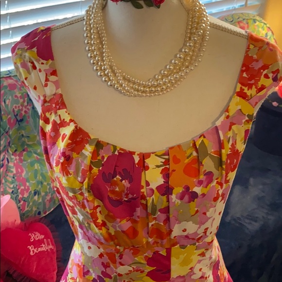 Spring🌷colors of orange, pink, yellow&white dress - Picture 2 of 8